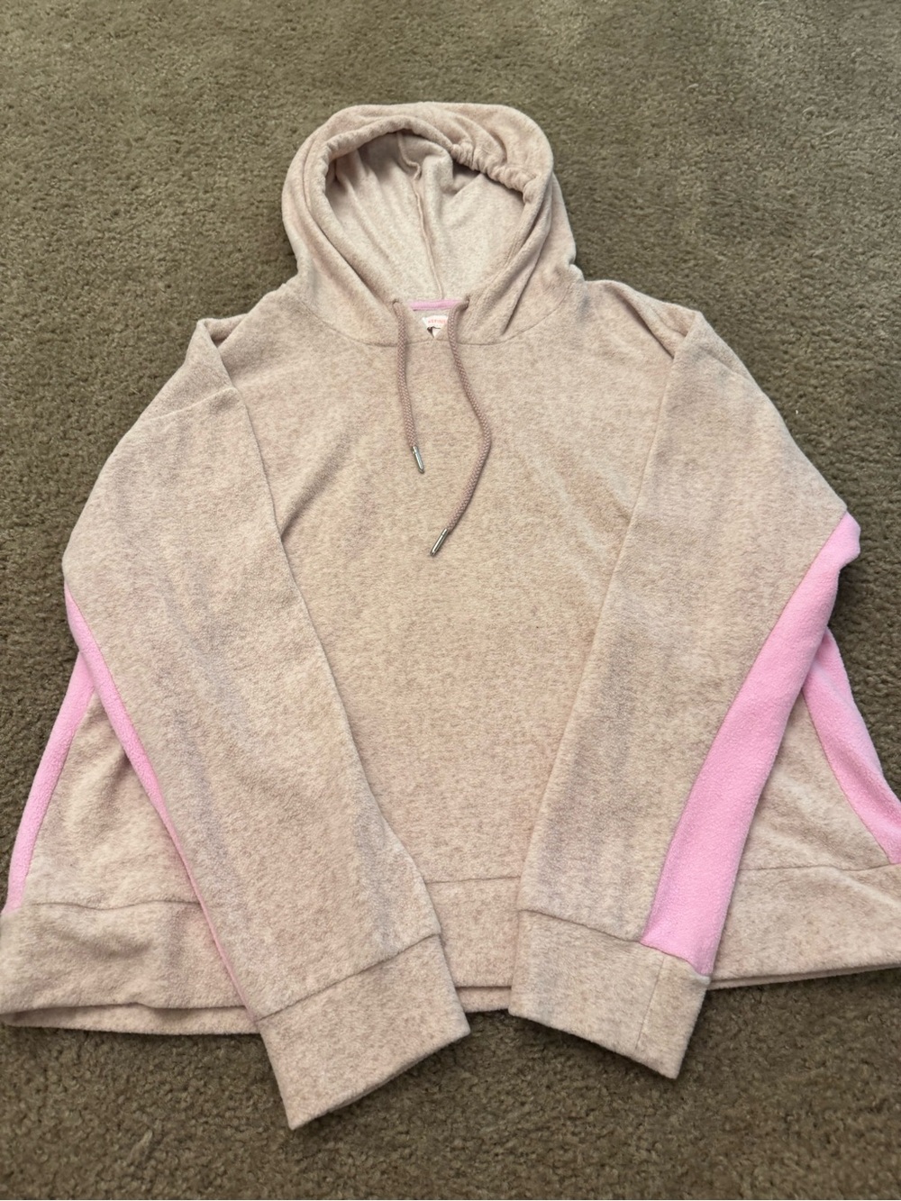 Cozy Hooded Pullover Sweatshirt - Pink - women’s size M